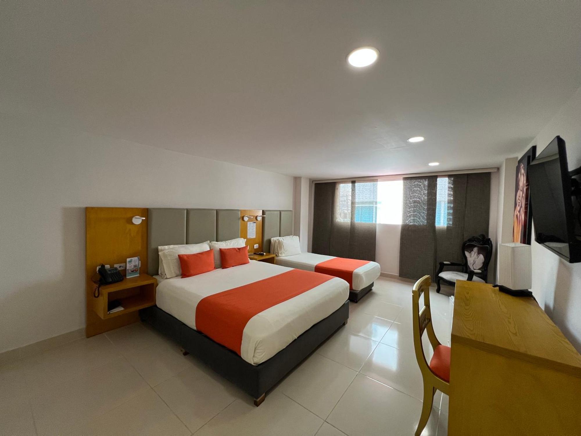 Hotel American Golf Барранкилья Экстерьер фото